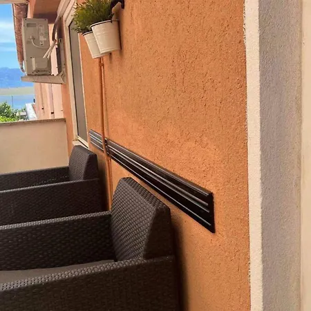 Beachfront Family Friendly Apartment